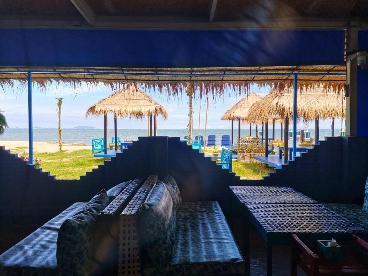 Beach Walk Boutique Resort Bang Saen Exterior photo